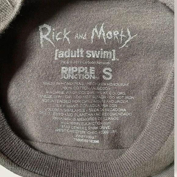 Rick & Morty tee  - Picture 6 of 6